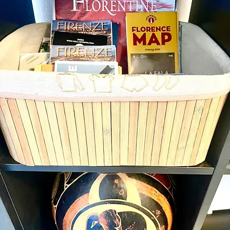 Апартаменты Oltrarno Hideway With Garage *